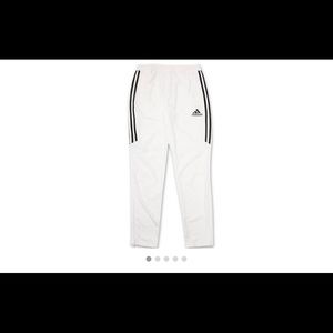Adidas Pants (M)